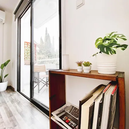 Modern Studio 22